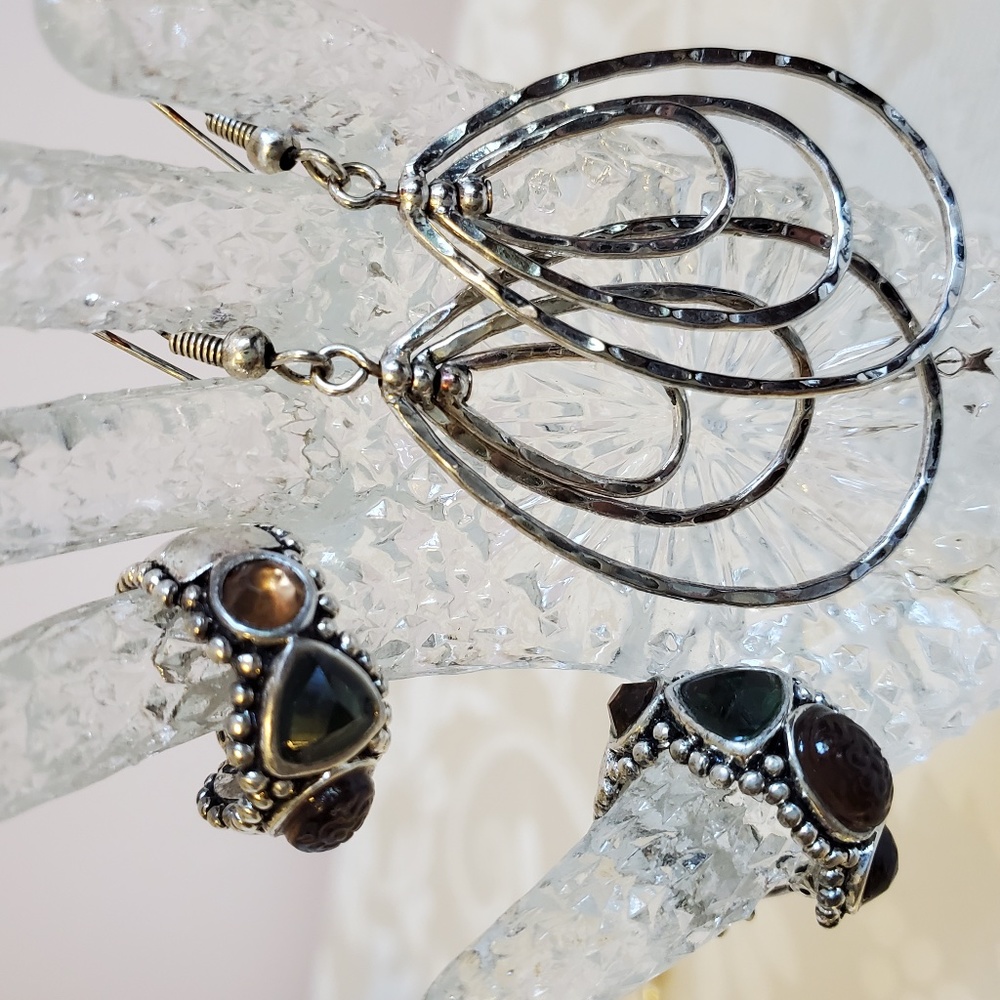 2 Pairs of Silver Tone Earrings